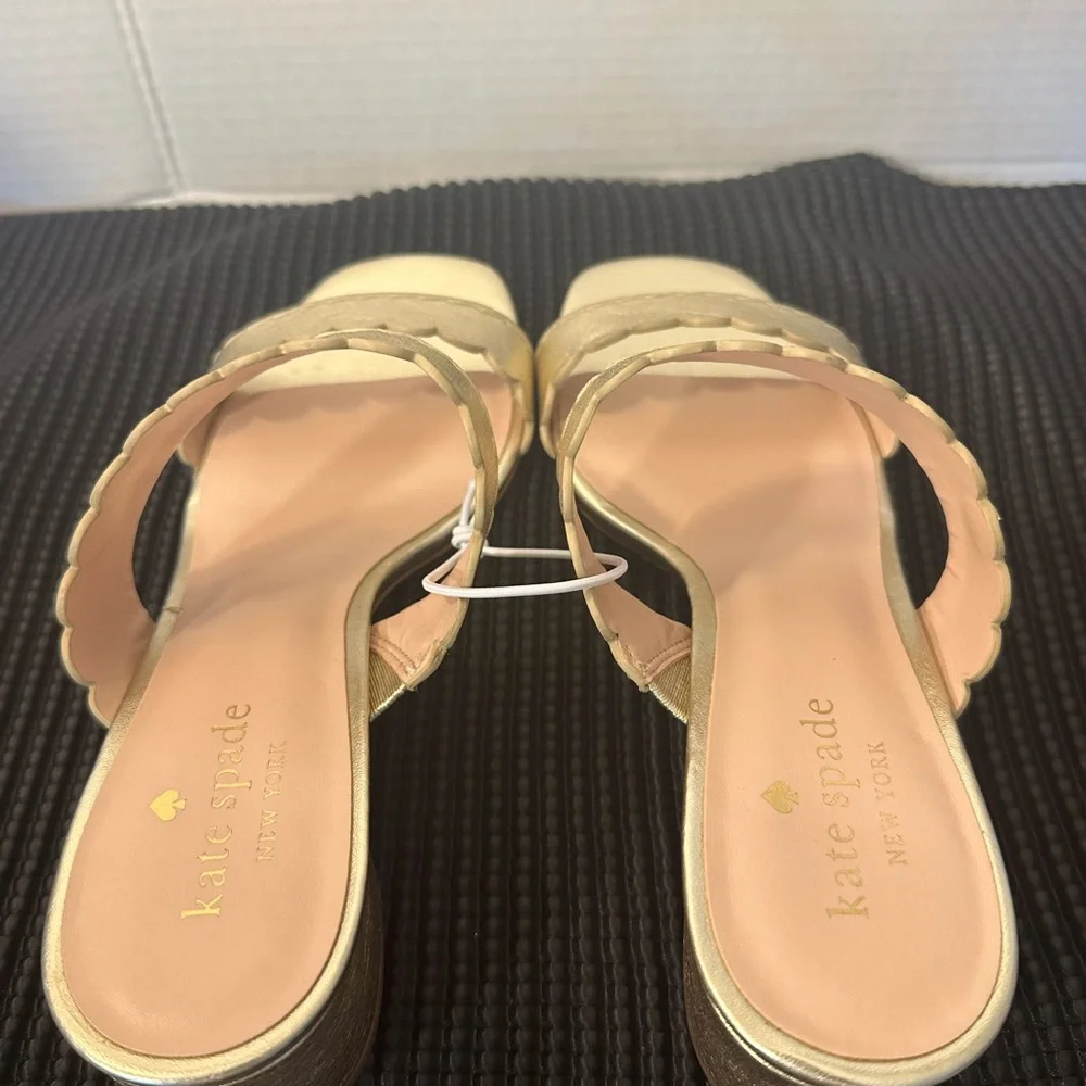 🆕Kate Spade CHRISSIE Gold Scalloped Sandals
